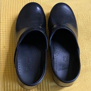 Shoes new without tags never worn